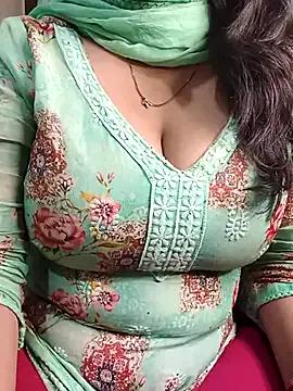 Anamika_Kapoor on StripChat 
