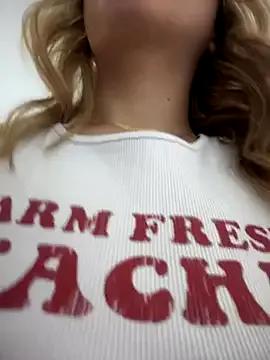 Avatar of AngelBlushXXX