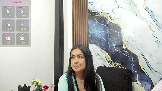 Freechat angelinee39 on StripChat