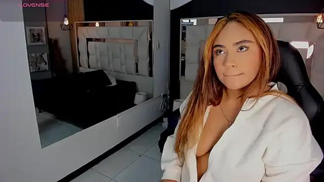 Freechat AnguelJones on StripChat