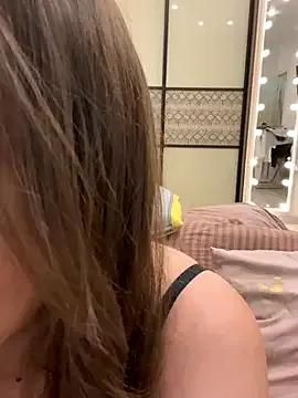 AnnaBri on StripChat 