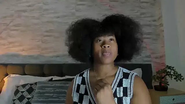 Anneth__M on StripChat 