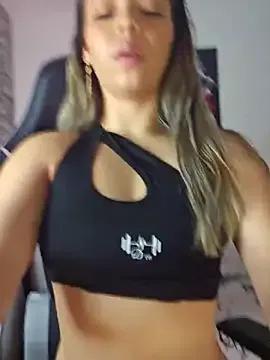 Freechat Antonella2_m on StripChat