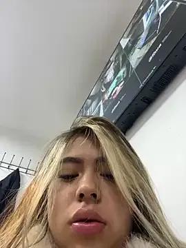 Freechat AntonellaRosee_ on StripChat
