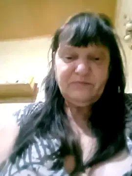 Apeesynka55211 on StripChat 