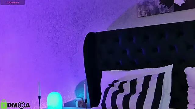 Freechat AriannaLure on StripChat