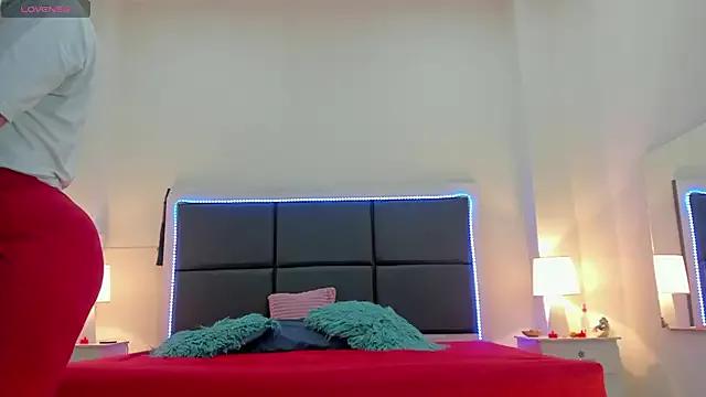 Freechat Aslhyn_Gomez on StripChat