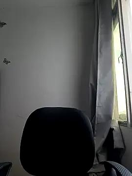 Freechat aurelialux on StripChat