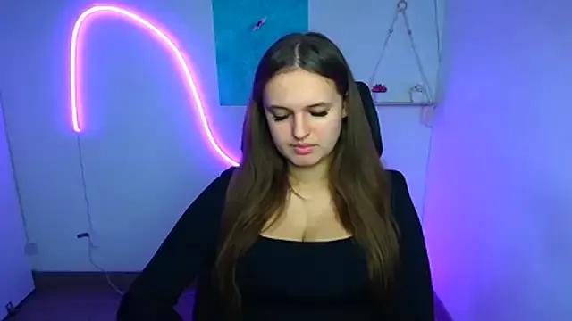 StripChat Aurora_White  is Freechat  Aurora_White — Change the outfit