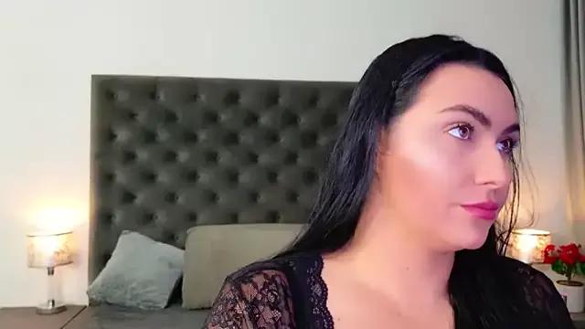 Freechat AvaDergan on StripChat