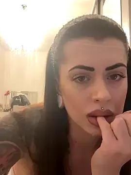 Barbie_1312 — Freechat on StripChat