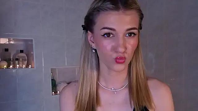 StripChat BeatrixGummer  is Freechat  BeatrixGummer — titty heart