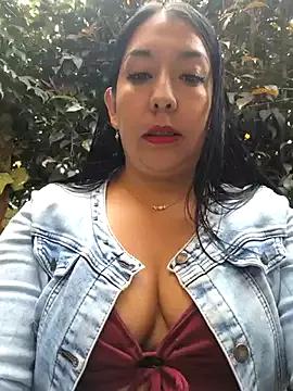 Bella_keny on StripChat 