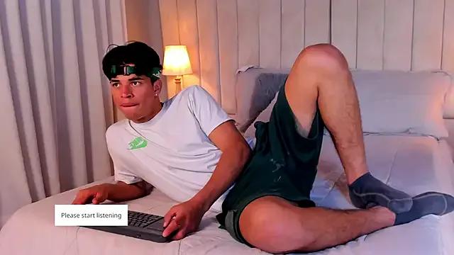 Freechat Benjamin_More on StripChat
