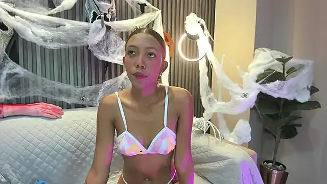 StripChat biancaa_18  is Freechat  biancaa_18 — plug anal
