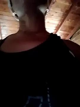 Freechat Bigassmommy_x on StripChat