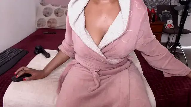 BootyCallEver on StripChat 