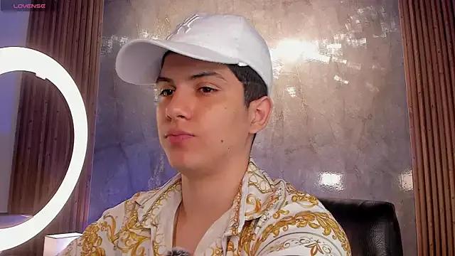 Brat_ — Full Control Of My Toy 5min)