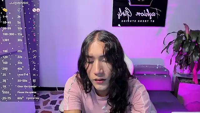 Freechat CamilaHarperr_ on StripChat