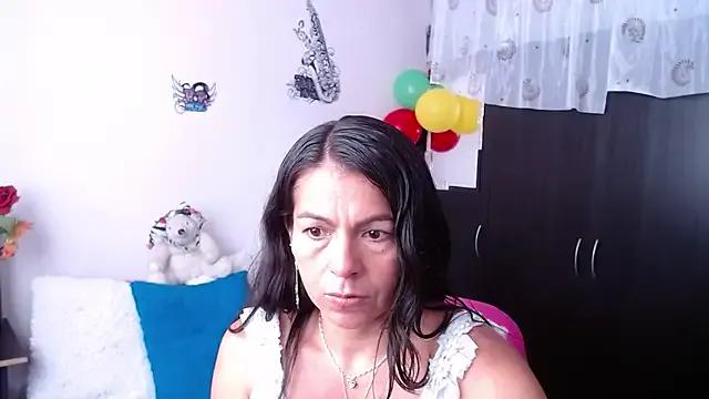 Freechat camilavargas_ on StripChat
