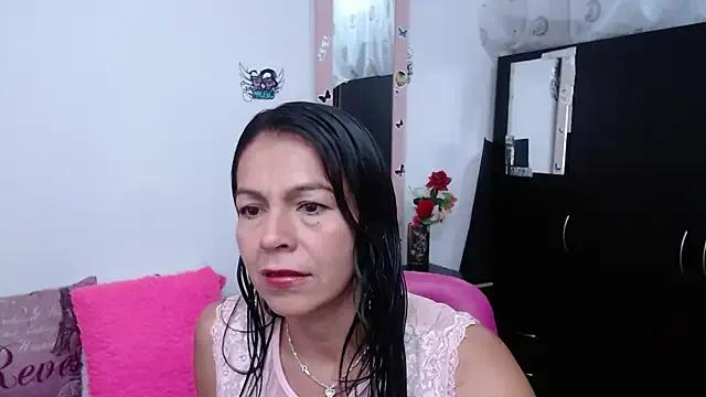 Freechat camilavargas_ on StripChat