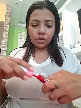 Freechat CanelitaPasion on StripChat