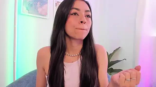 Freechat canelleGarces on StripChat