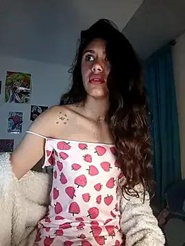 Freechat caramel_doll__ on StripChat