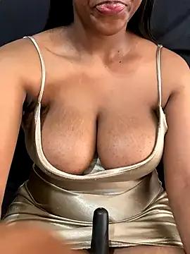 Freechat CaramelGoddess1 on StripChat