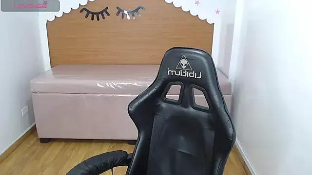 Freechat catalina25_t on StripChat