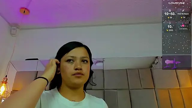 celeste_star0 on StripChat 