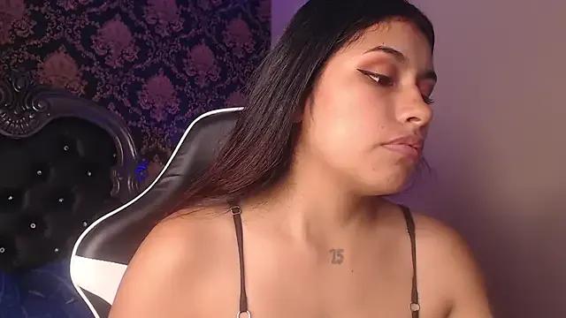 StripChat ChantalPetit  is Freechat  ChantalPetit — Make me crazy vibrating my pussy