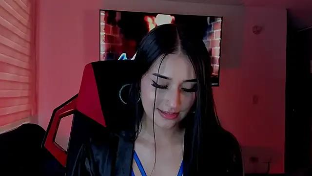 Freechat Charlotte_greys on StripChat