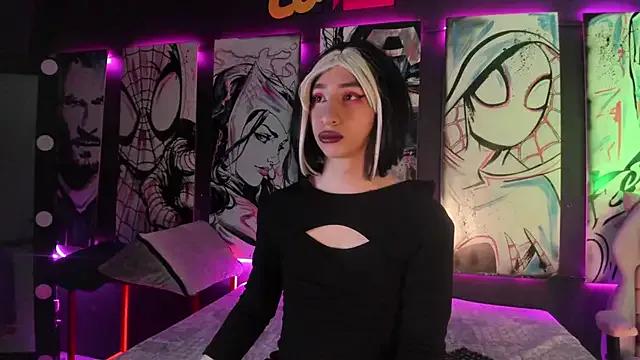 Avatar of Charlottee_slave
