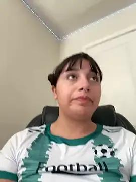 StripChat CharmingMaddie  is Freechat  CharmingMaddie — Shake ass