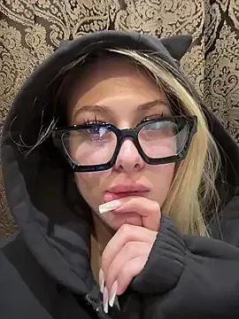 StripChat ChristyMarshall  is Freechat  ChristyMarshall — French kiss