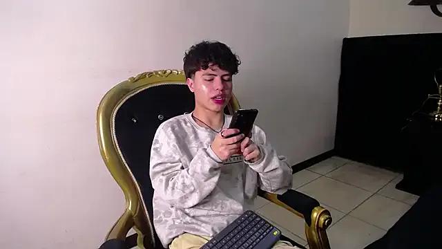 CollinStone on StripChat 