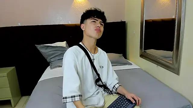 CollinStone — show de ass + spanks x10