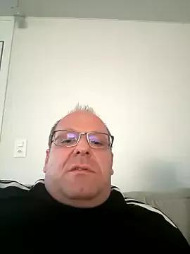 Avatar of coupleLatinaLovers