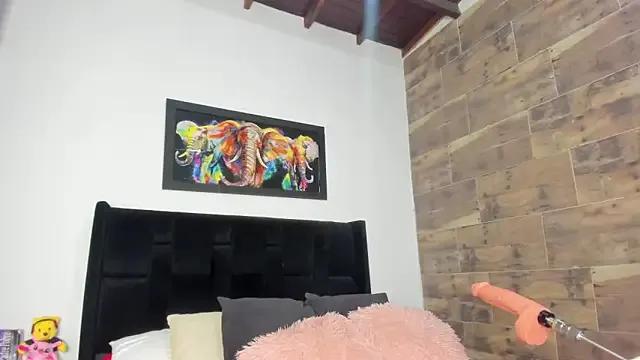 StripChat Dannaferrell  is Freechat  Dannaferrell — blowjob with machine