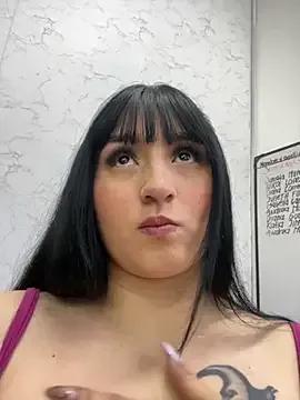 Freechat Daphnee-x on StripChat