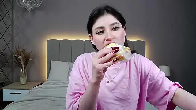 DianaMello — look at my legs   