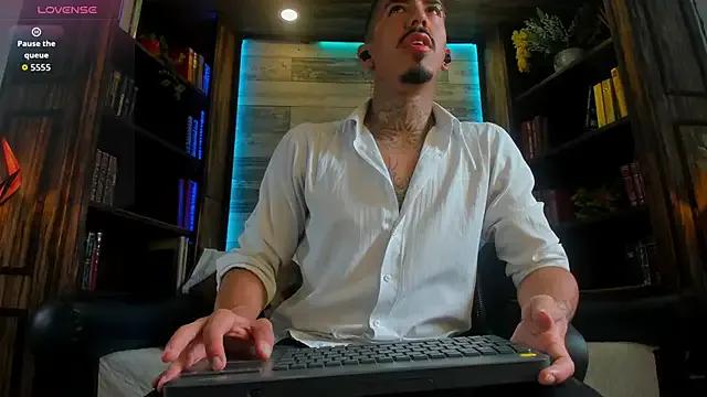 StripChat Donovan_Desmond  is Freechat  Donovan_Desmond — Streaptease all naked