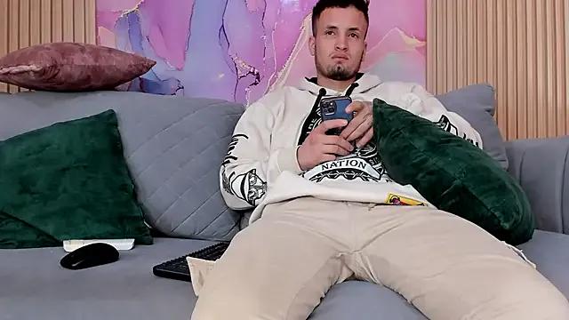 Avatar of DoublePassion69