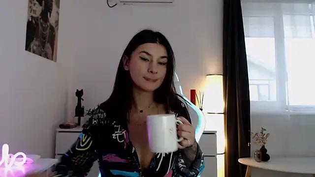 DramaQueen__ — Hola