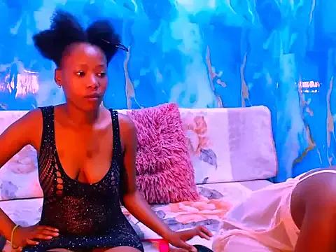Freechat ebonypretty4u69 on StripChat