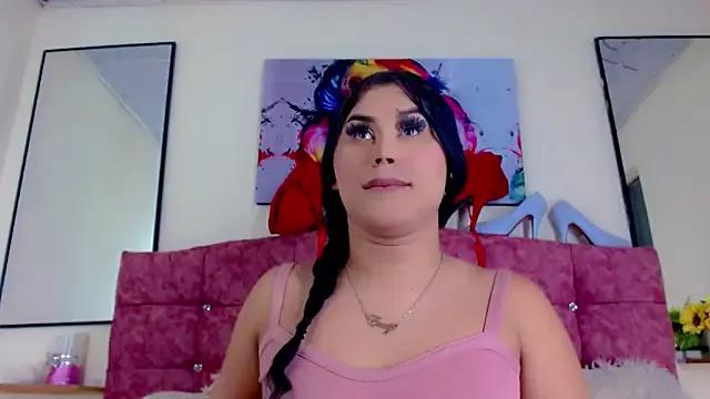 StripChat Eemily_- is Freechat Eemily_- — strong straw
