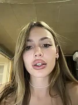 Avatar of Elizabeth_Tay