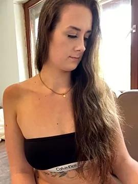 EllaMae from StripChat is Freechat