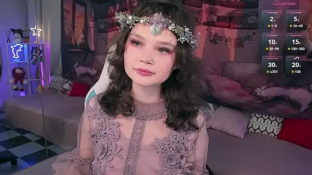 EmilyChaves — air kiss